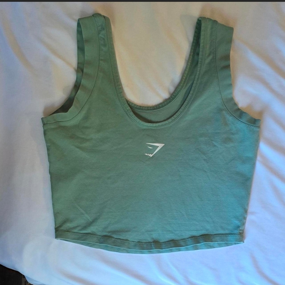 Gymshark Women's Green Crop Top - Picture 4 of 5